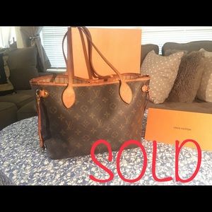 Authentic Louis Vuitton Neverfull PM Monogram